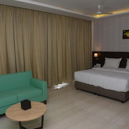 Fortune Plaza Hotel Удипи Экстерьер фото